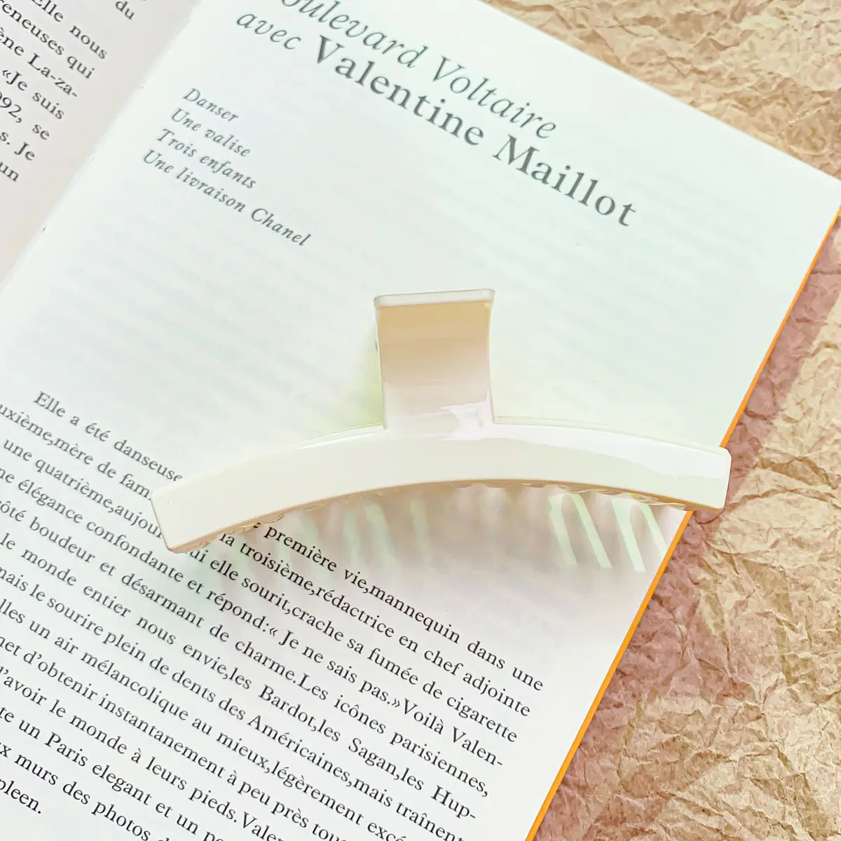 Transparent Korean Arc Hair Clip for Women - Image 37