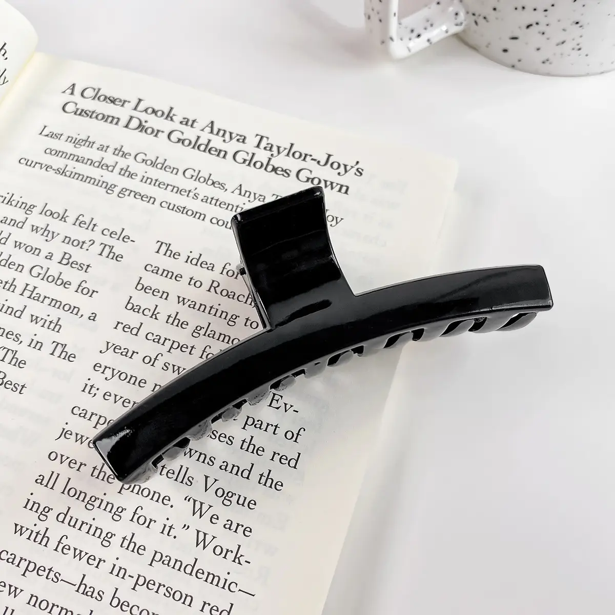Transparent Korean Arc Hair Clip for Women - Image 39