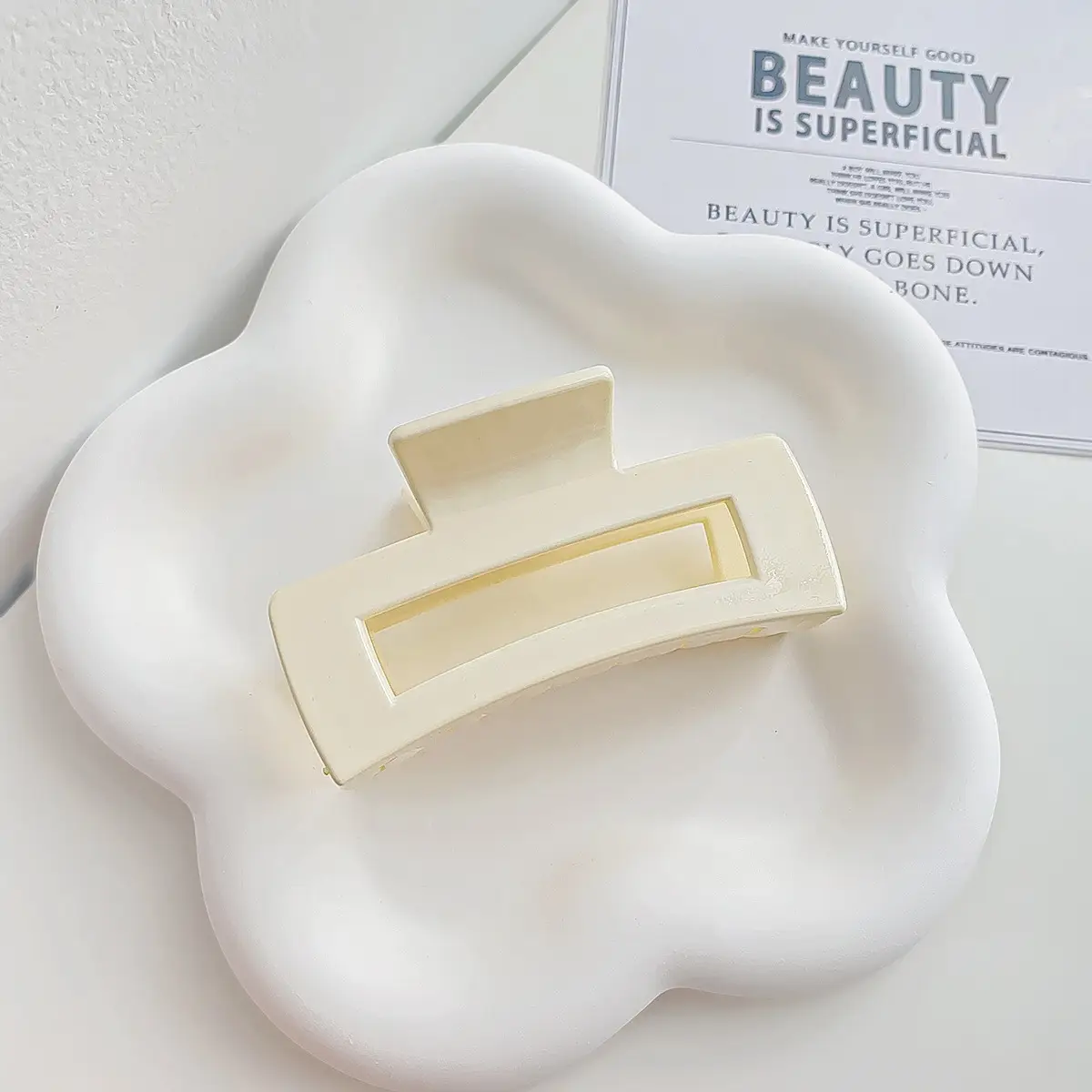 Transparent Korean Arc Hair Clip for Women - Image 7