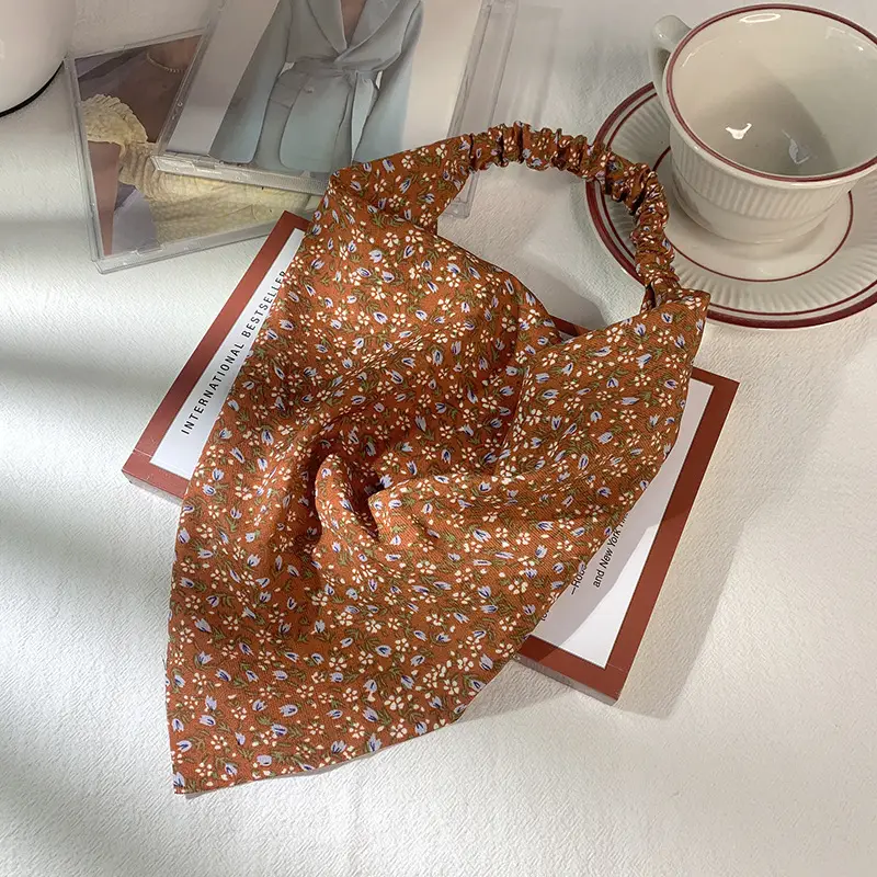 Women's Floral Triangle Scarves Wide Elastic Belt Wrap - Image 3