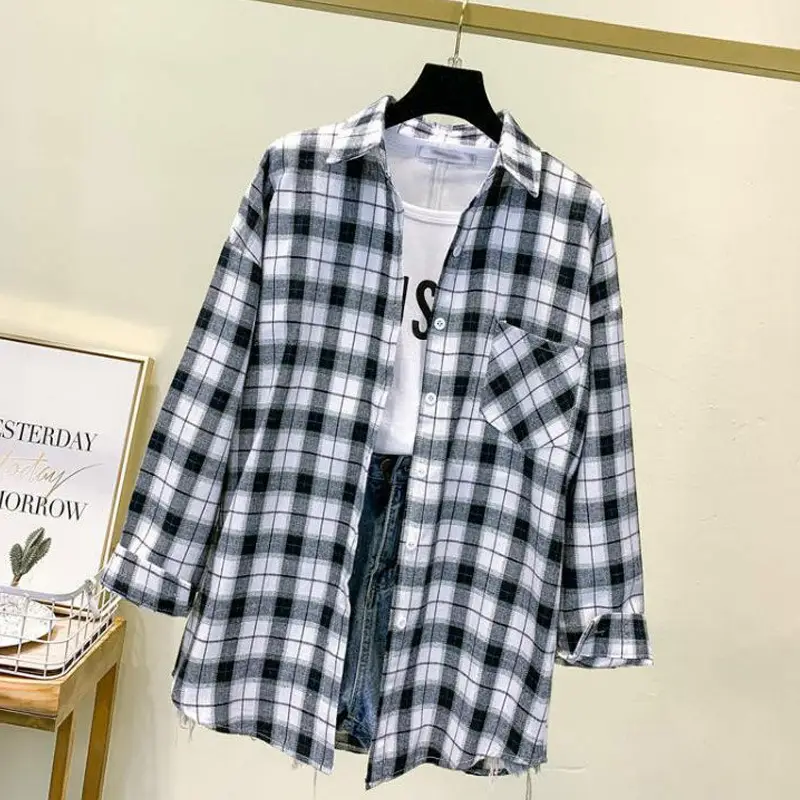 Red Plaid Korean POLO Collar Shirt for Men — feature 5