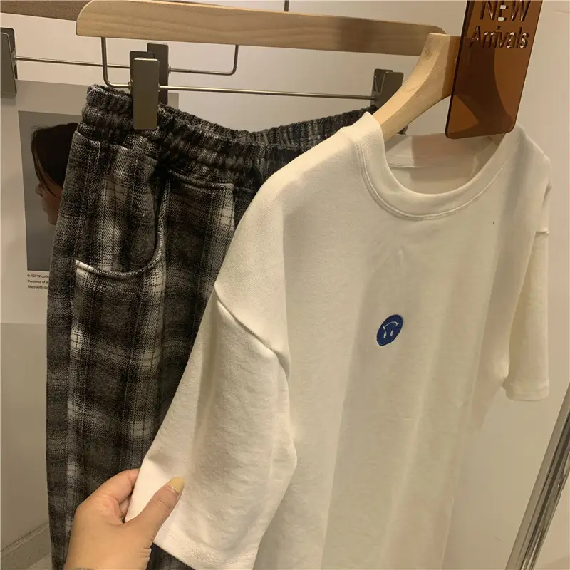 Women 2025 Summer Loose Fit Smiley T-Shirt Cream — feature 18