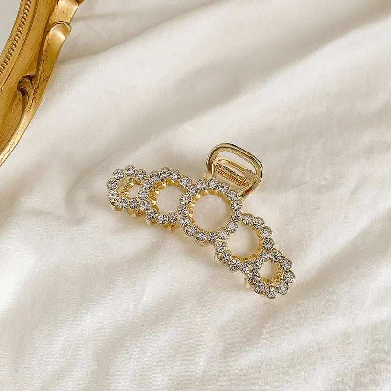 Korean Style Pearl Tassel Hairpin Clip for Women - Image 28