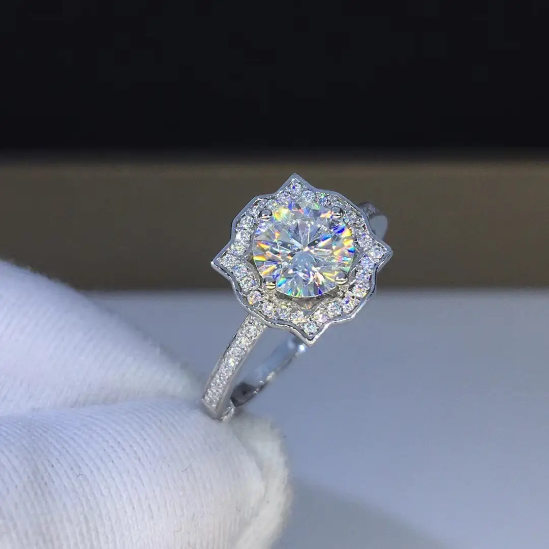 Cross-Border Hot Light Luxury Diamond Ring Women's Fashion Classic Six-Claw Ring One Carat Wedding Ring Couple Adjustable Ring Clothing accessories - Image 26