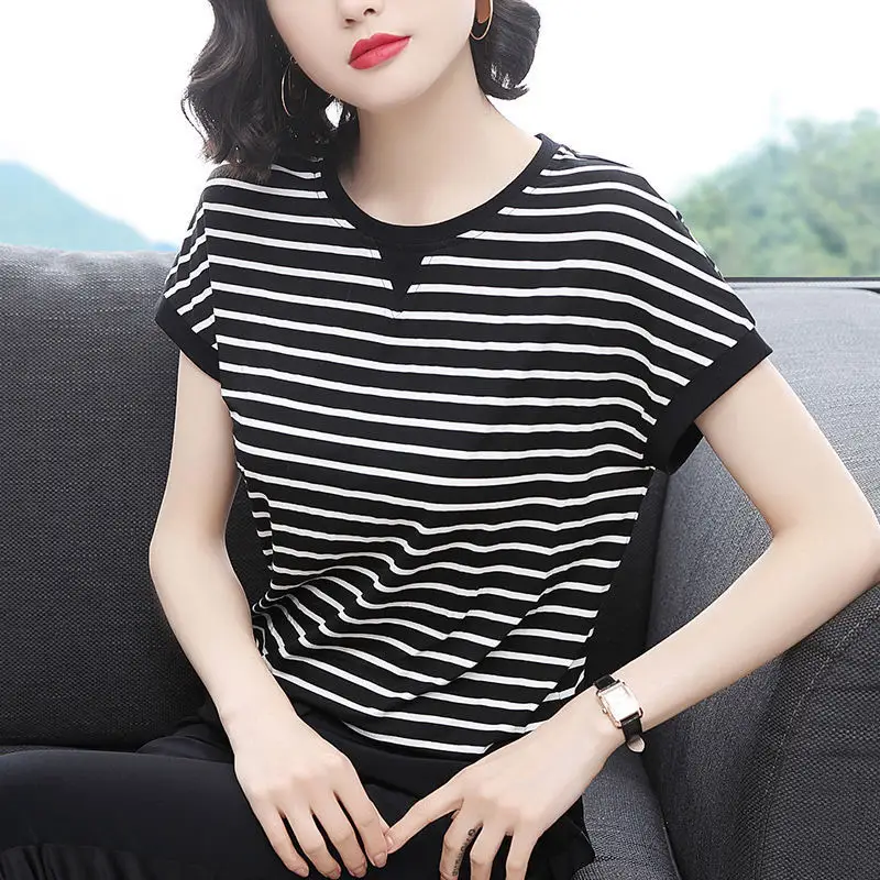 Women Striped T-Shirt Large Fit Loose Fit - Image 6