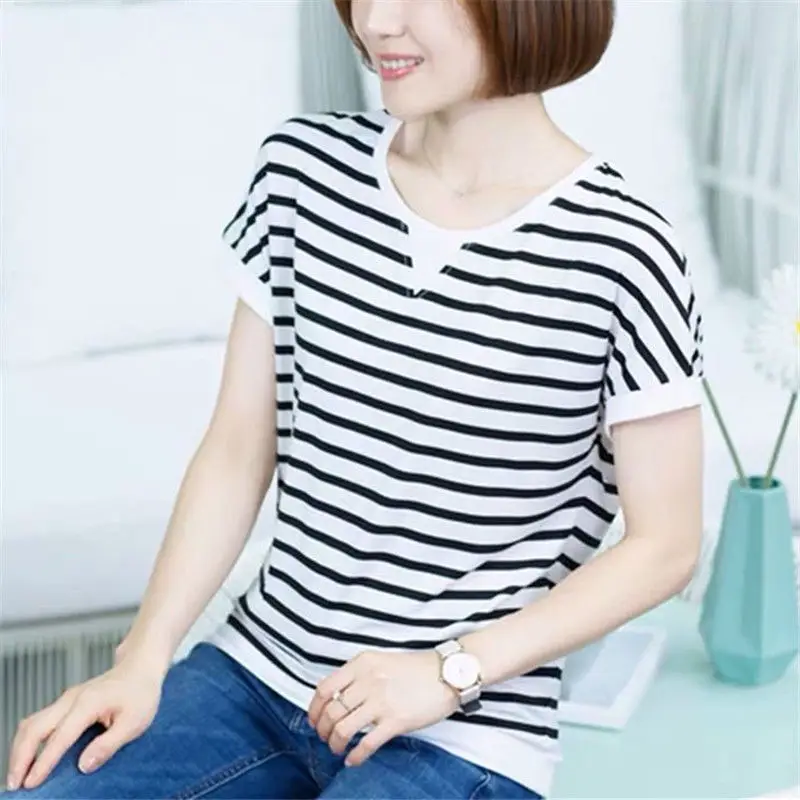 Women Striped T-Shirt Large Fit Loose Fit - Image 7