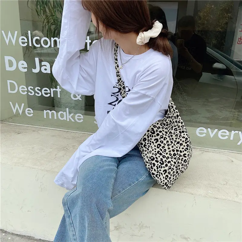 Women's Leopard Print Crossbody Bag Large Capacity - Image 22