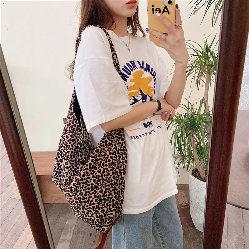 Leopard Print Crossbody Bag Large Capacity Women - Image 4