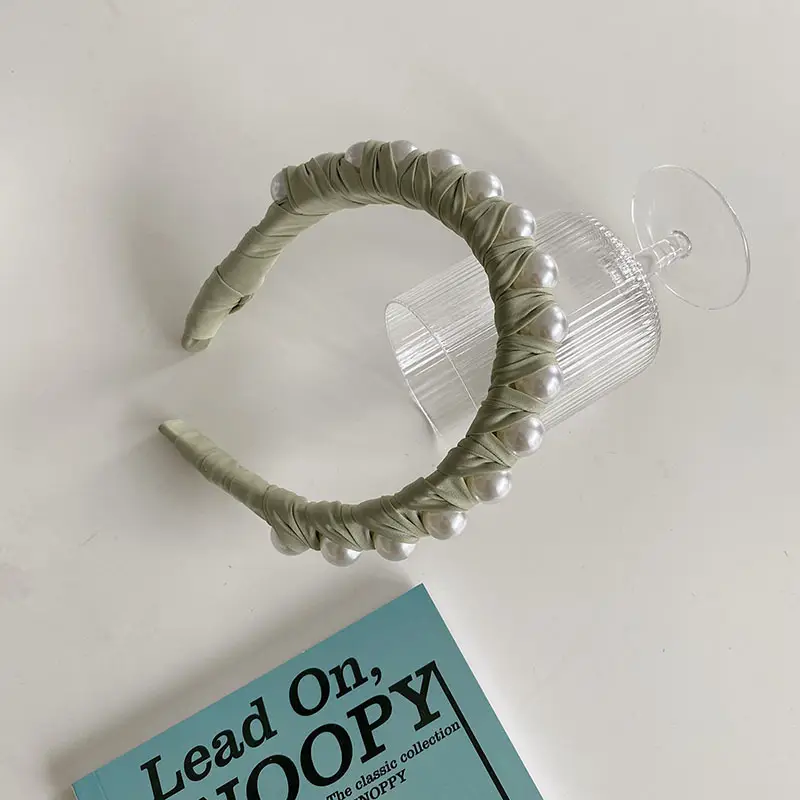 Korean Style Pearl Hairband for Women - Image 2