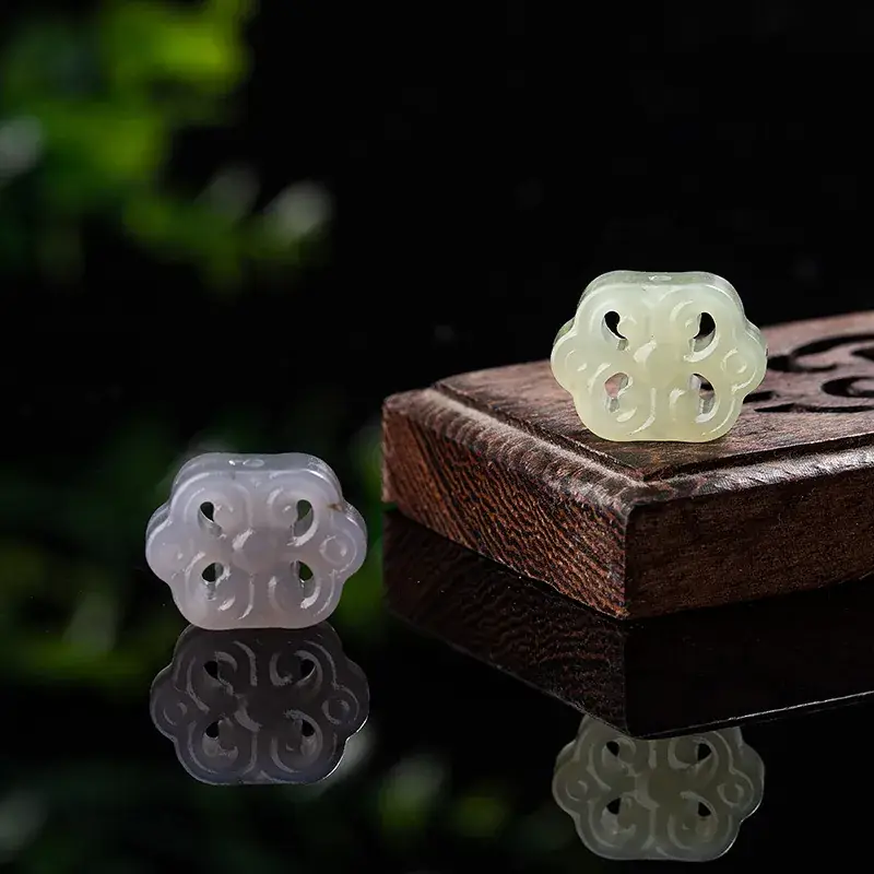 Green & White Jade Four-Leaf Clover Jewelry - Image 12