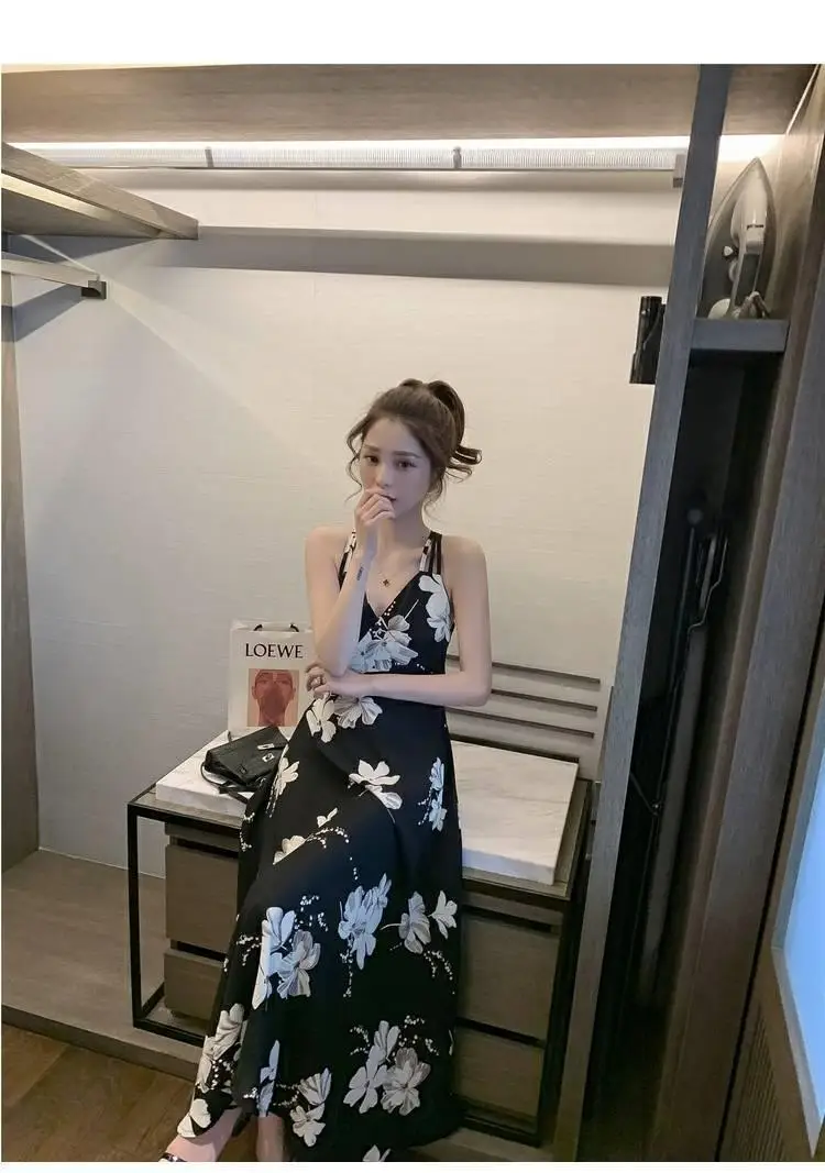 Black Floral Backless Spaghetti Strap Dress for Women — feature 3
