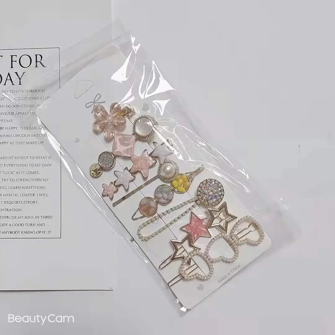Golden Feather Bear Pearl Hair Clip for Women - Image 7