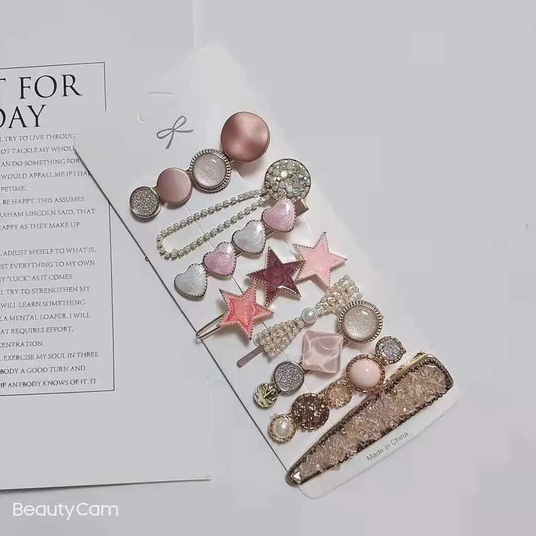 Golden Feather Bear Pearl Hair Clip for Women - Image 8