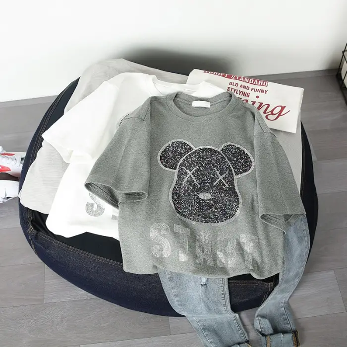 Korean Style White T-Shirt with Rhinestone Bear Design - Image 2