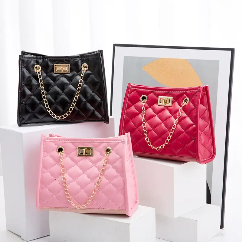 Red Quilted Chain Bag for Women 2023 - Image 8