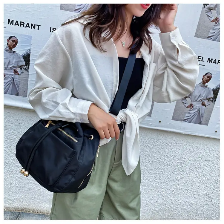 2023 New Arrival Women's Black Waterproof Drawstring Bag - Image 6