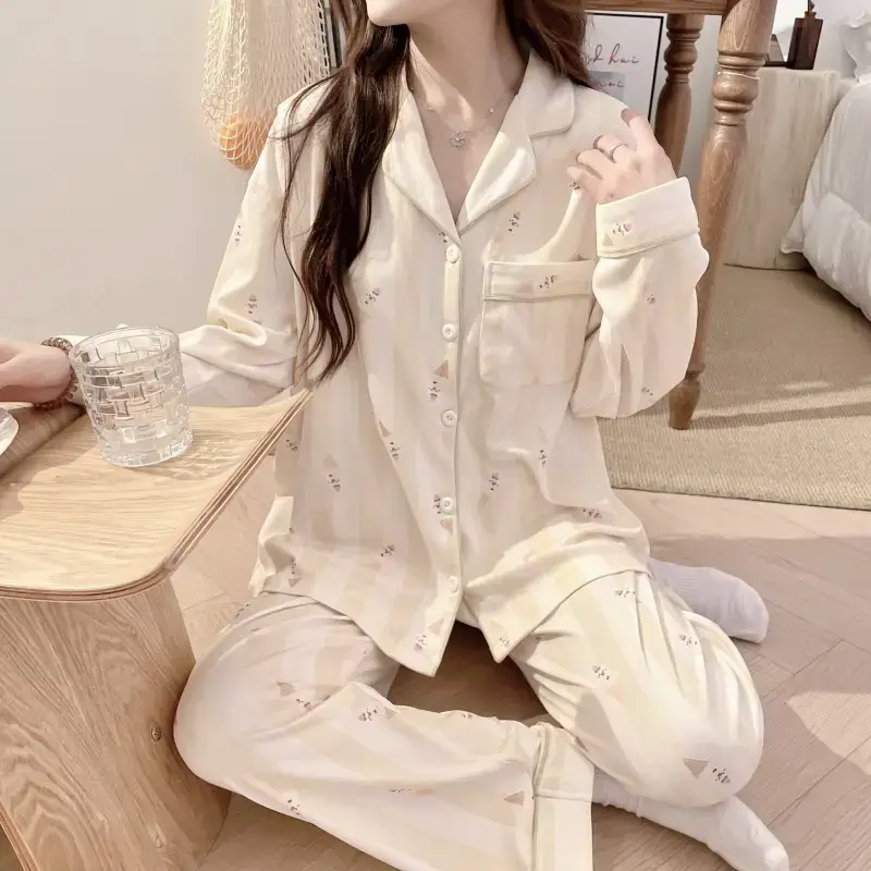 Moon-themed Nursing Kimono Pajamas for Pregnant Women — feature 8