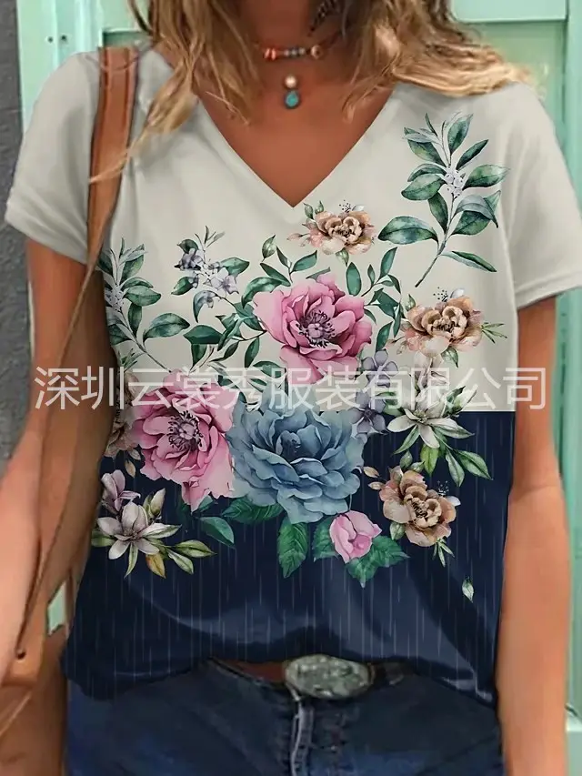 2021 Abstract Floral Print V Neck T-Shirt White Black - Image 7