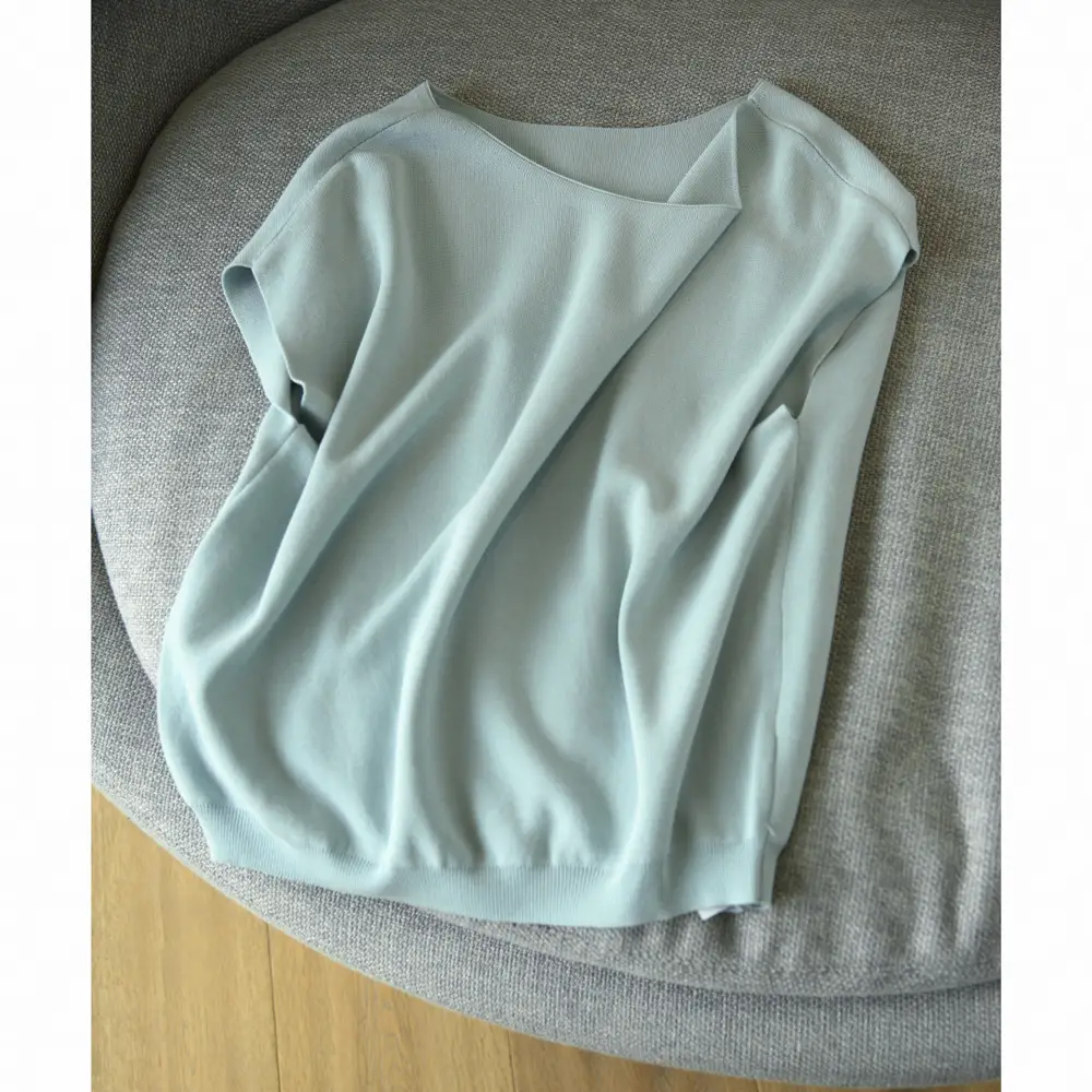 Ice Silk Batwing Sleeve T-Shirt Light Blue 2024 — feature 3