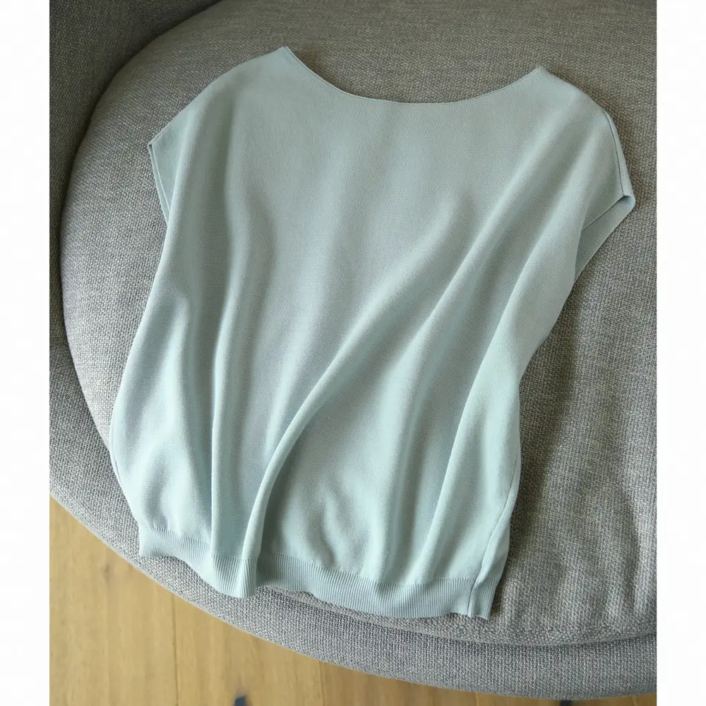 Ice Silk Batwing Sleeve T-Shirt Light Blue 2024 — feature 9