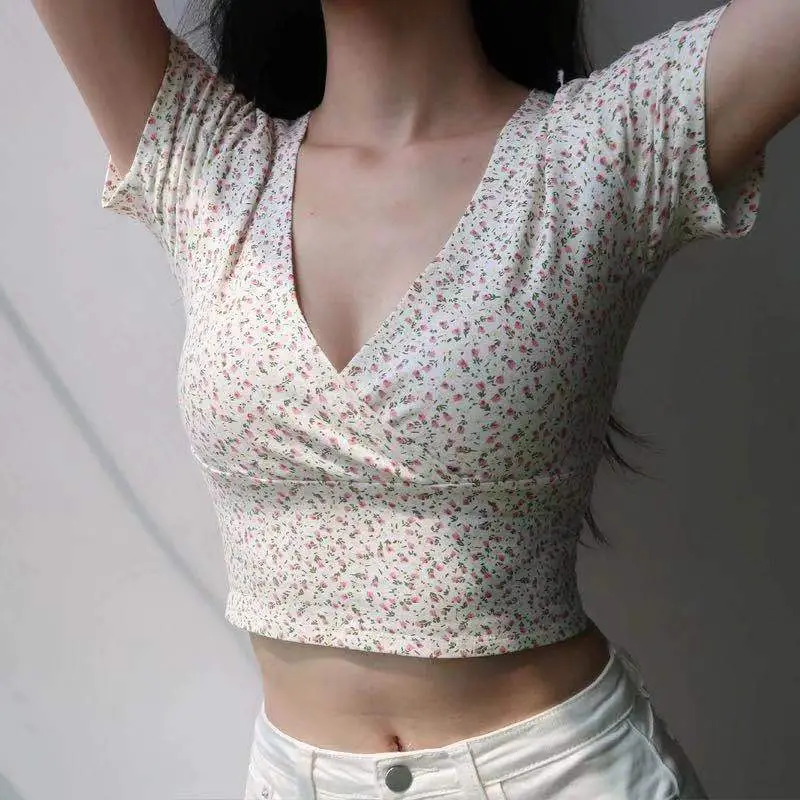 2025 Floral Short Crop Top for Women Summer Slim Fit V-Neck - Image 2