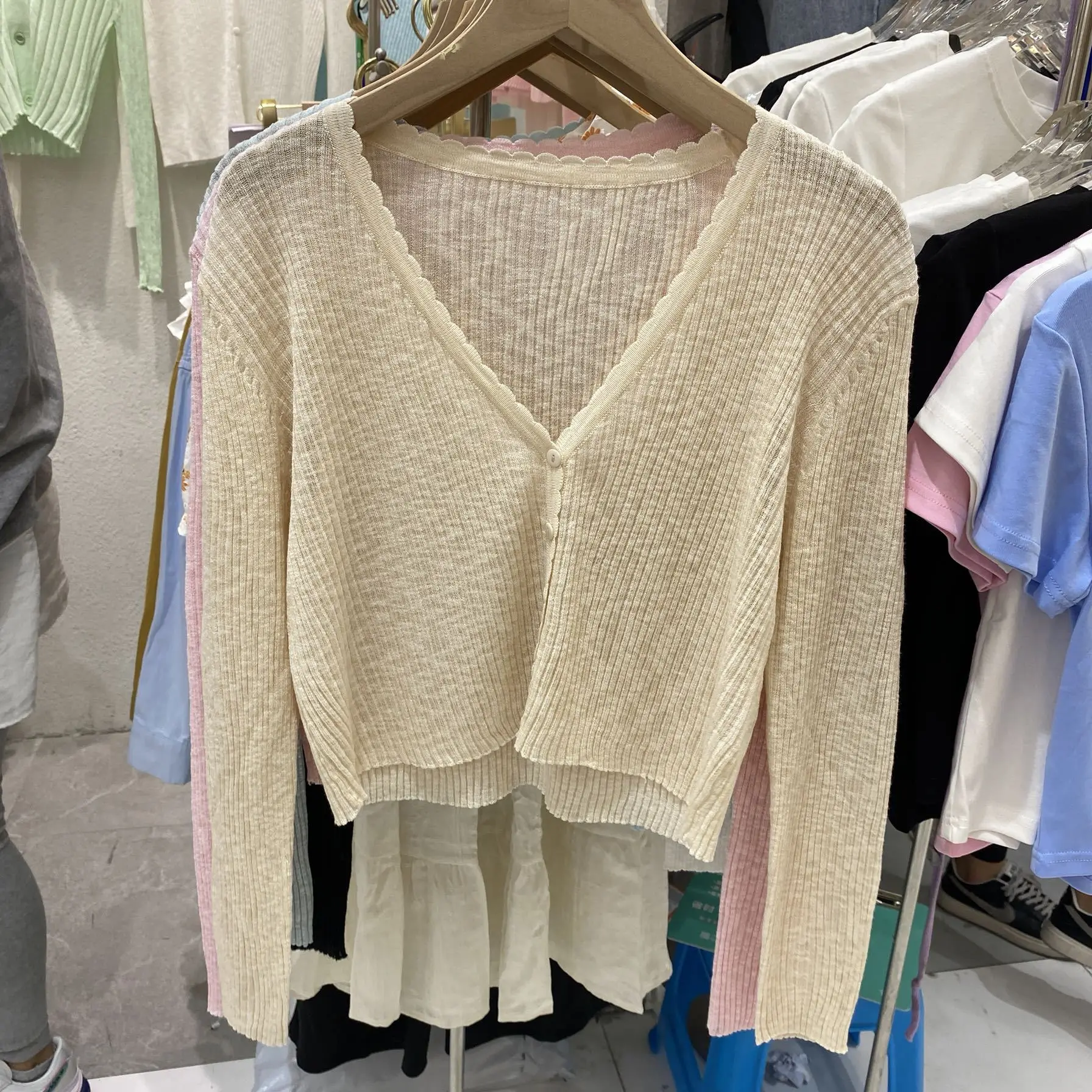 Women White Knitted Cardigan Long Sleeve Summer Top — feature 4