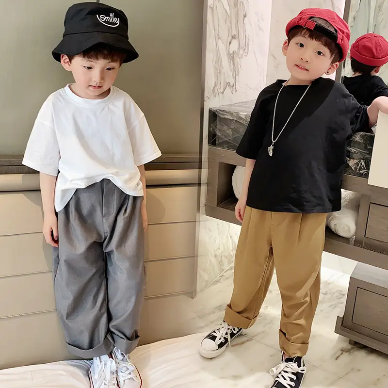 Kids T-Shirt Black Red Hat Medium Large