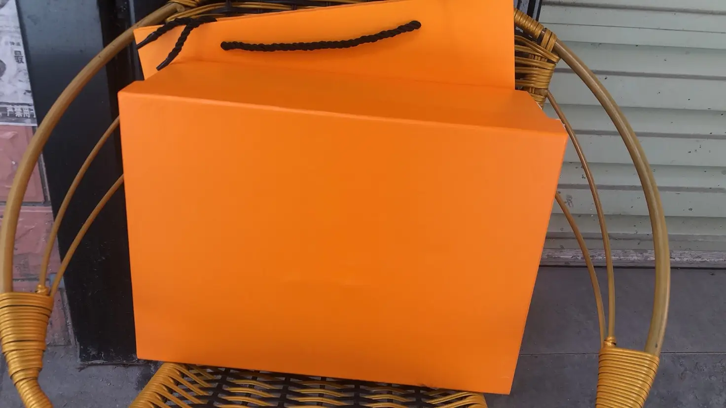 Korean Style Women's Mobile Phone Bag with Gift Box