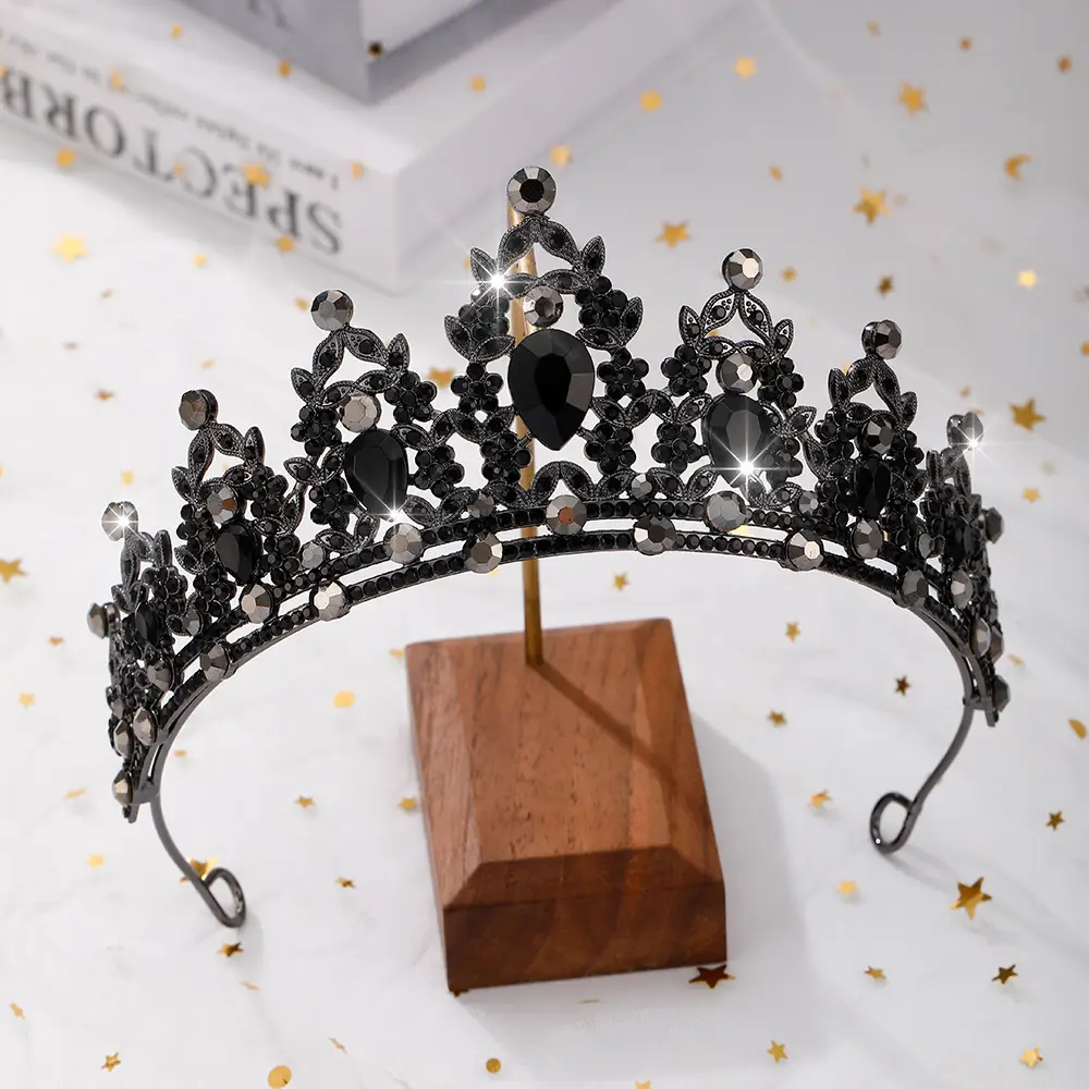 Noble Black Gemstone Sparkling Diamond Bridal Headdress - Image 27