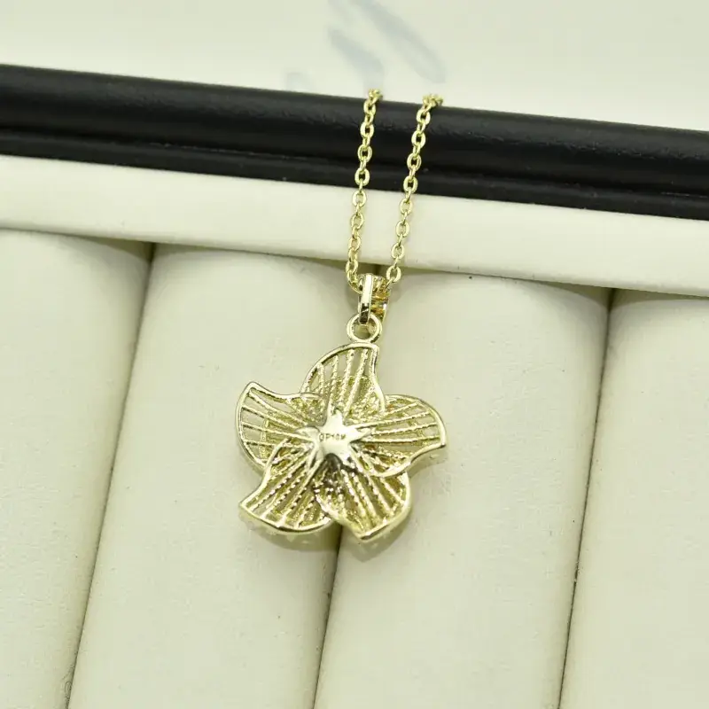 925 Silver Hollow Flower Pearl Pendant Necklace Wholesale