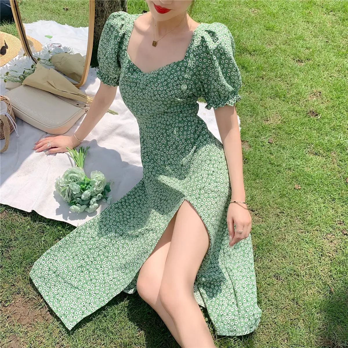 Green Floral V-Neck French Dress for Women — feature 4