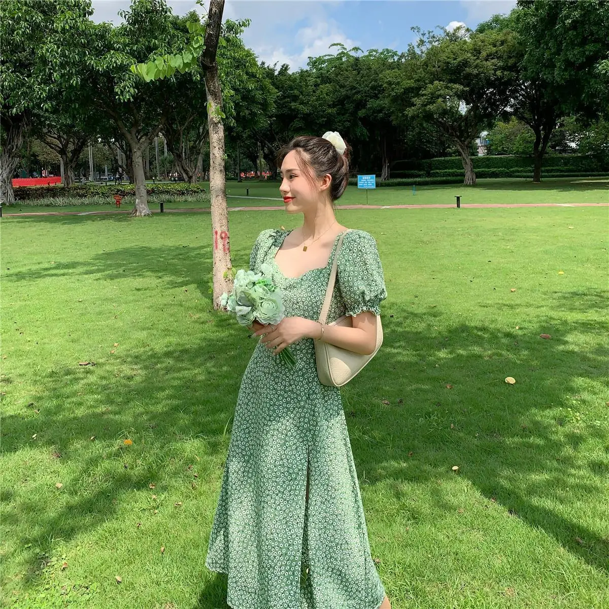 Green Floral V-Neck French Dress for Women — feature 6