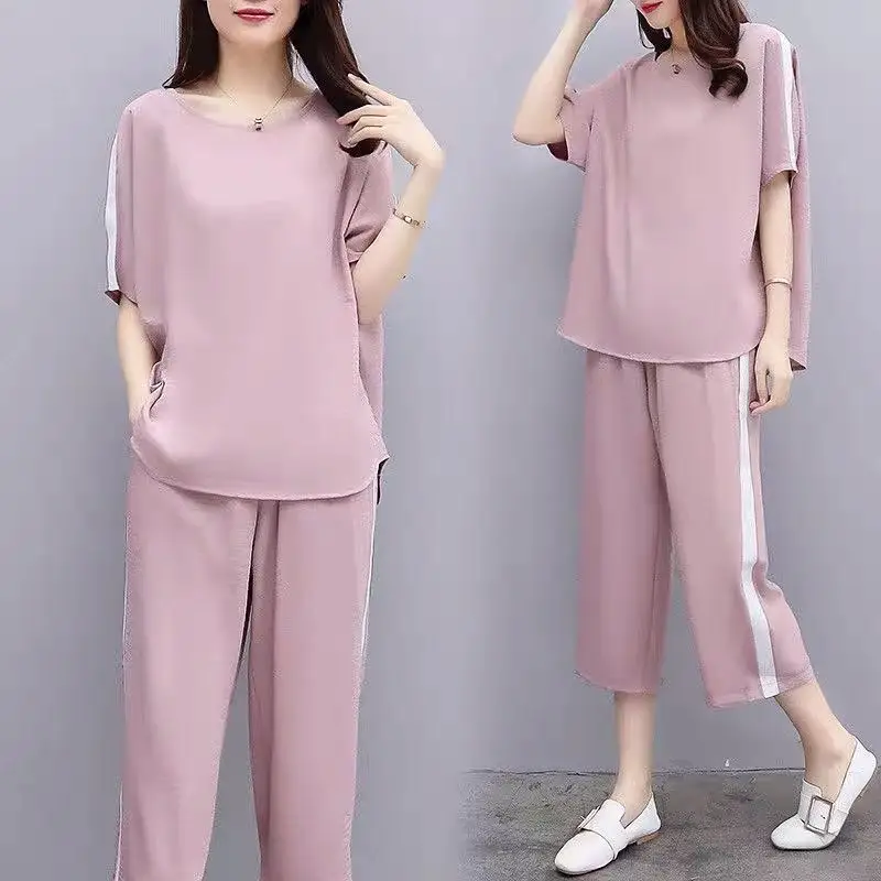 200 Jin Large Women's Pink & Black Loose Two-Piece Set - Image 6