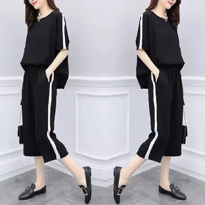 200 Jin Large Women's Pink & Black Loose Two-Piece Set - Image 2