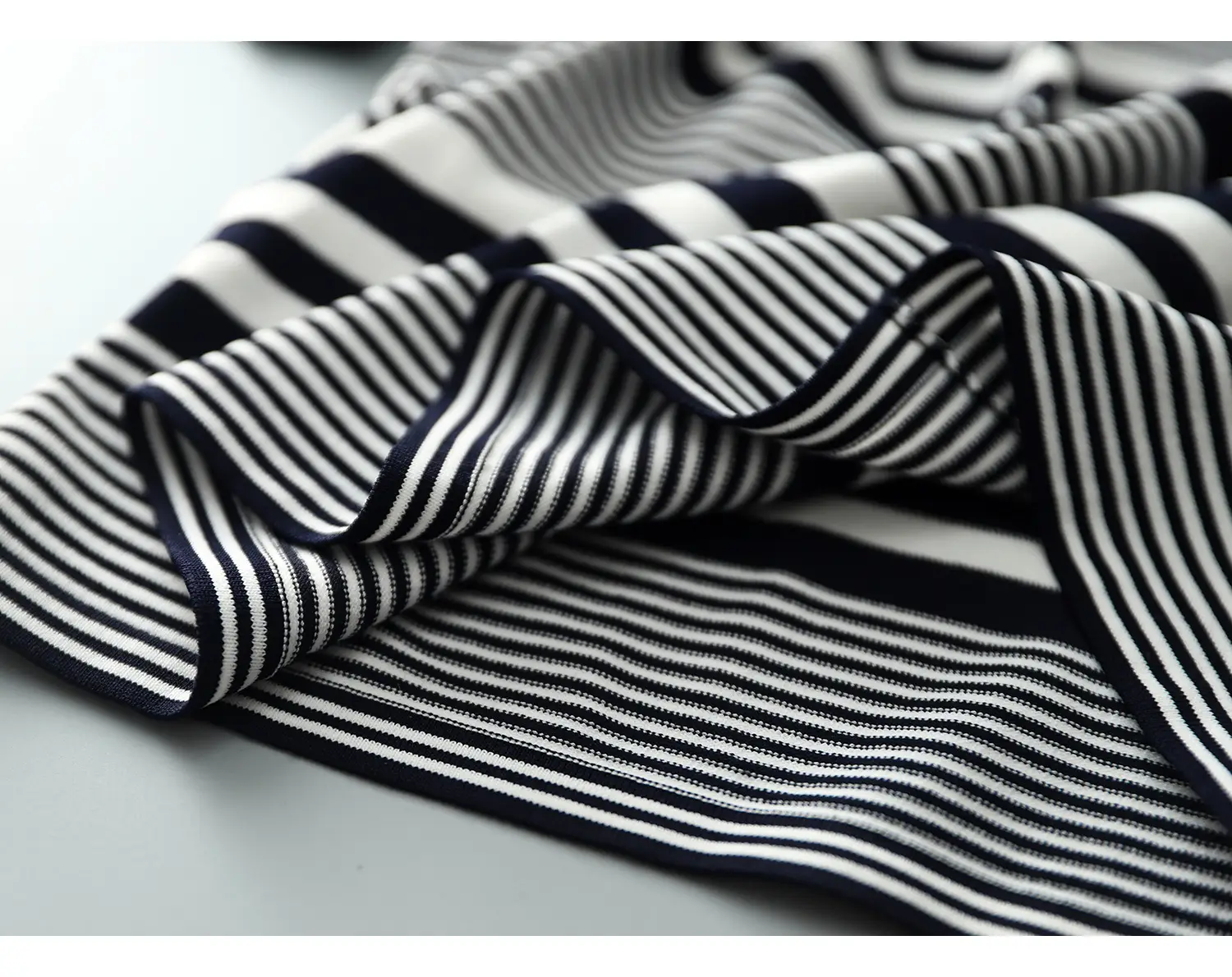 Women Striped Knitted T-Shirt Blue White Boat Neck — feature 13