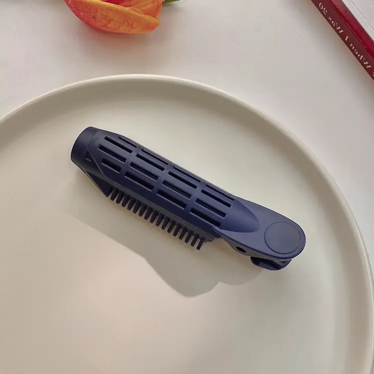 Navy blue fluffy clip