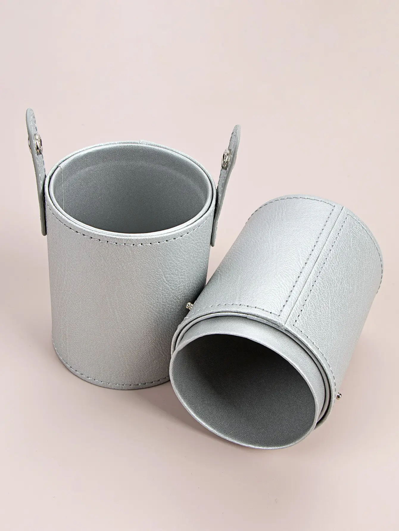 Light Blue Leather Makeup Brush Storage Barrel