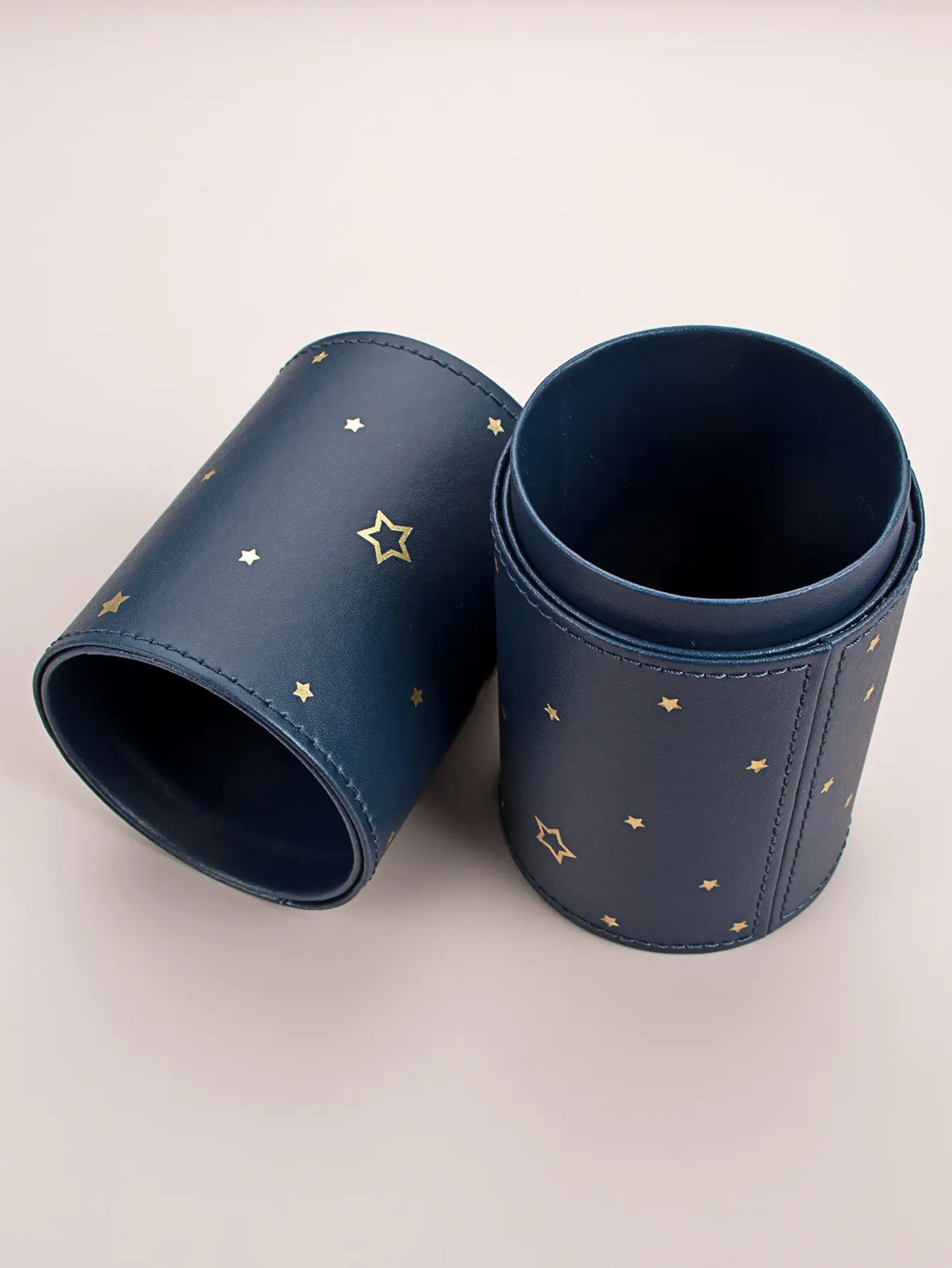 Light Blue Leather Makeup Brush Storage Barrel