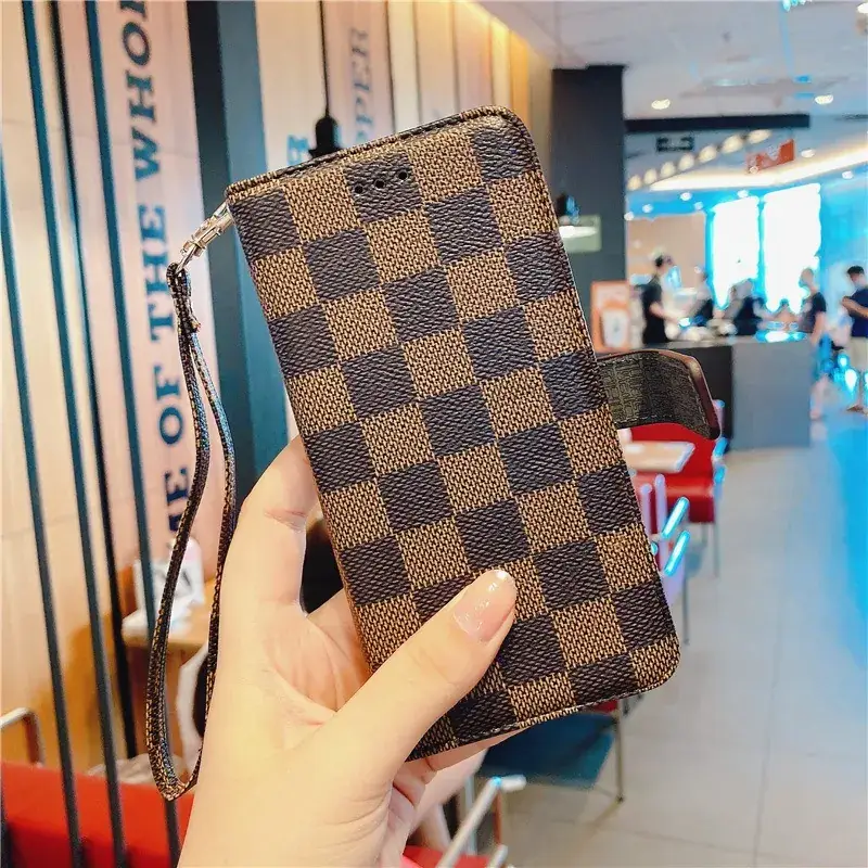 Classic Plaid Mobile Phone Case with Lanyard - Image 5