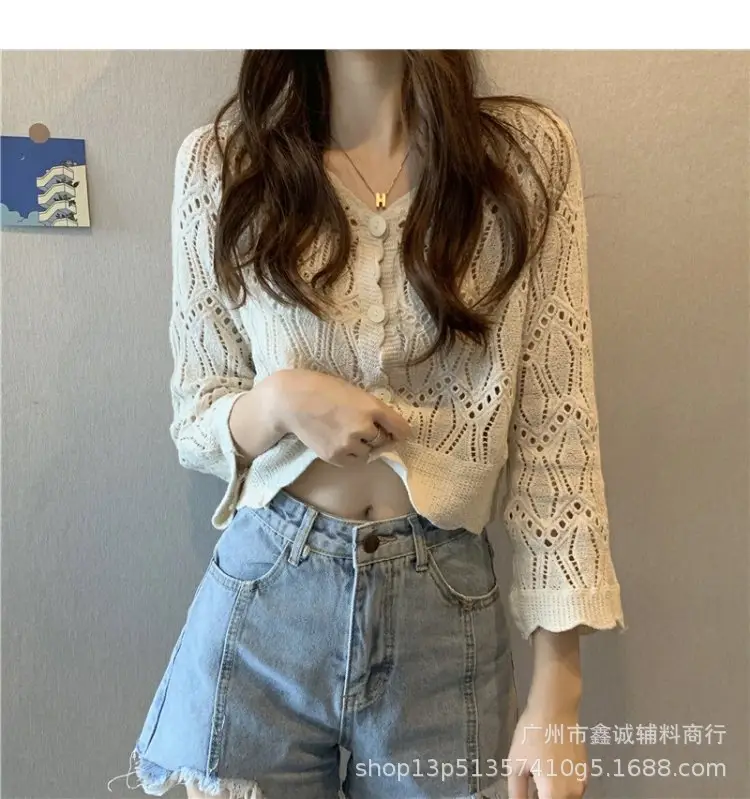 Women's White Lace Knitted V-Neck Long Sleeve Top - Image 6