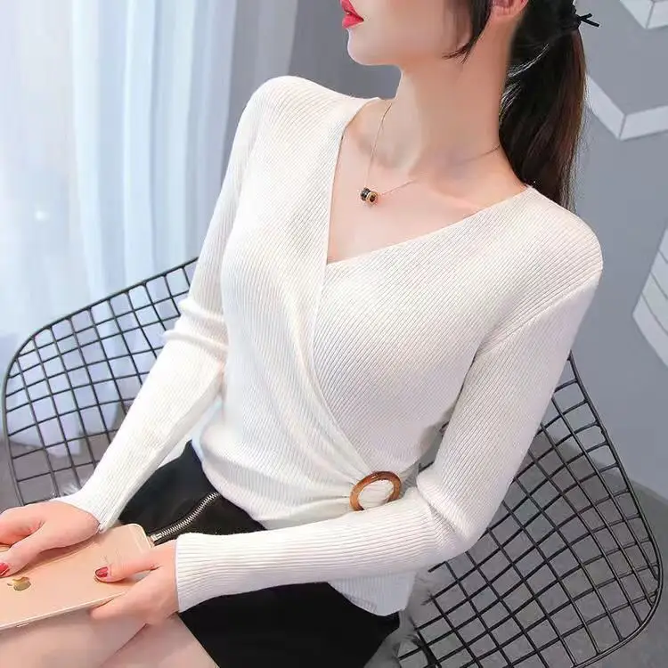 Black V-Neck Long Sleeve Knitted Top for Women
