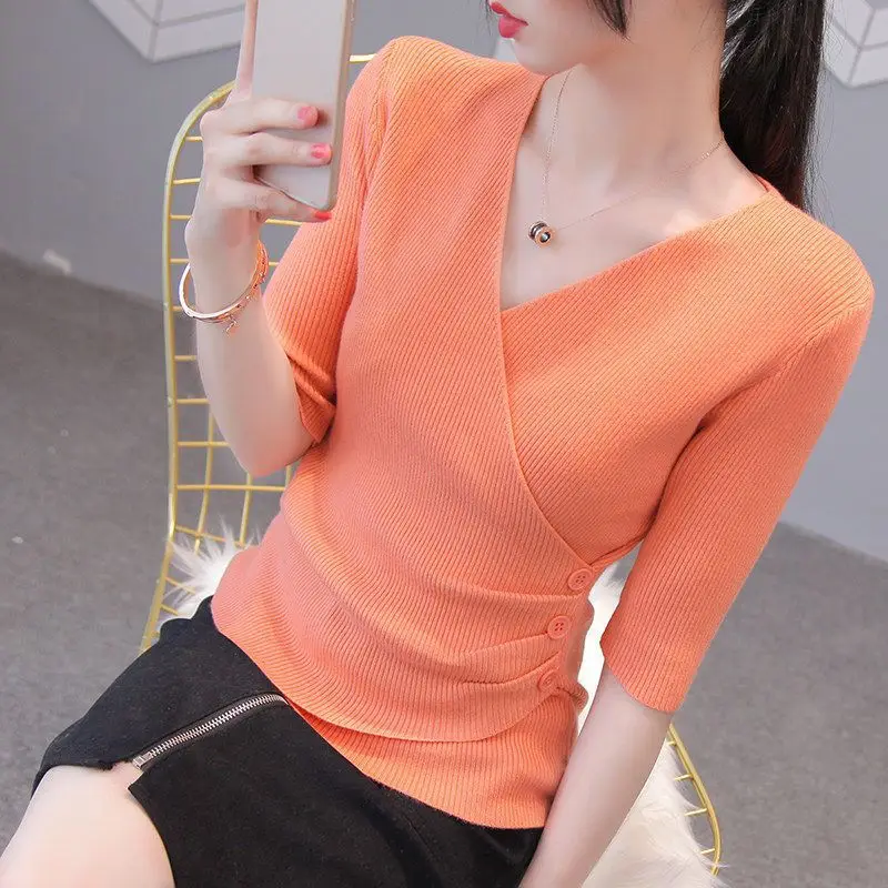 Black V-Neck Long Sleeve Knitted Top for Women