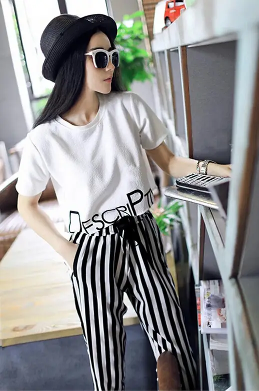 Women 2-Piece Striped T-Shirt & Pants Set White Black — feature 4