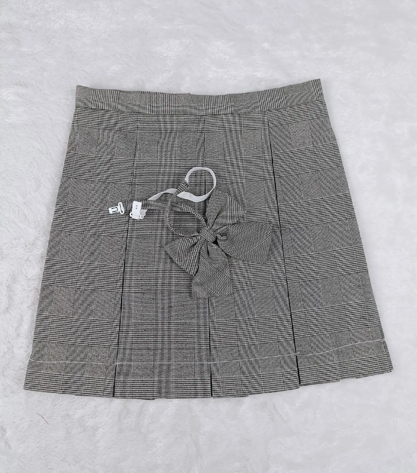 Gray Plaid Pleated Japanese Style Skirt - Image 3