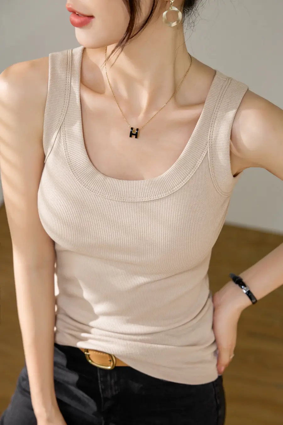 Women's Wide Shoulder Camisole Cotton Summer Anti Exposure Slimming Top — feature 34