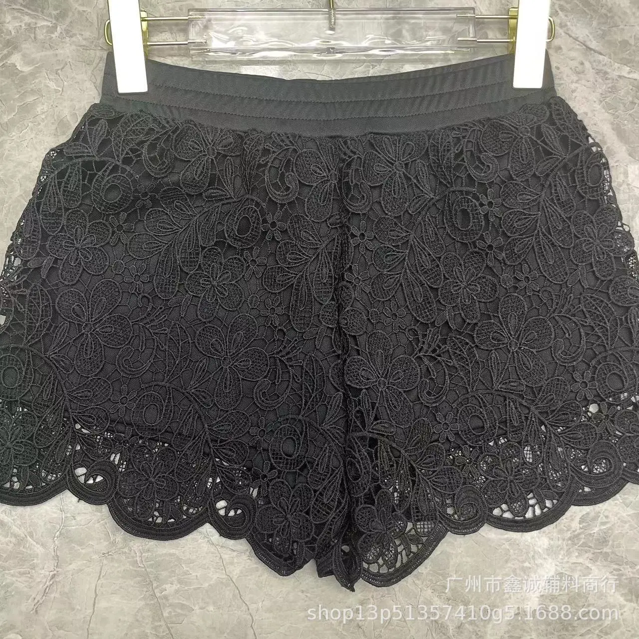 Women's White Embroidered Cotton Shorts F180 - Image 12