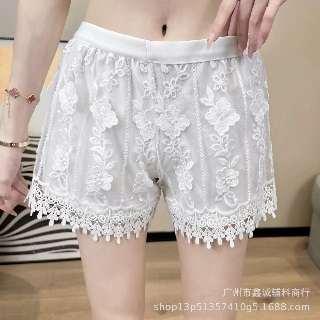 Women's White Embroidered Cotton Shorts F180 - Image 38