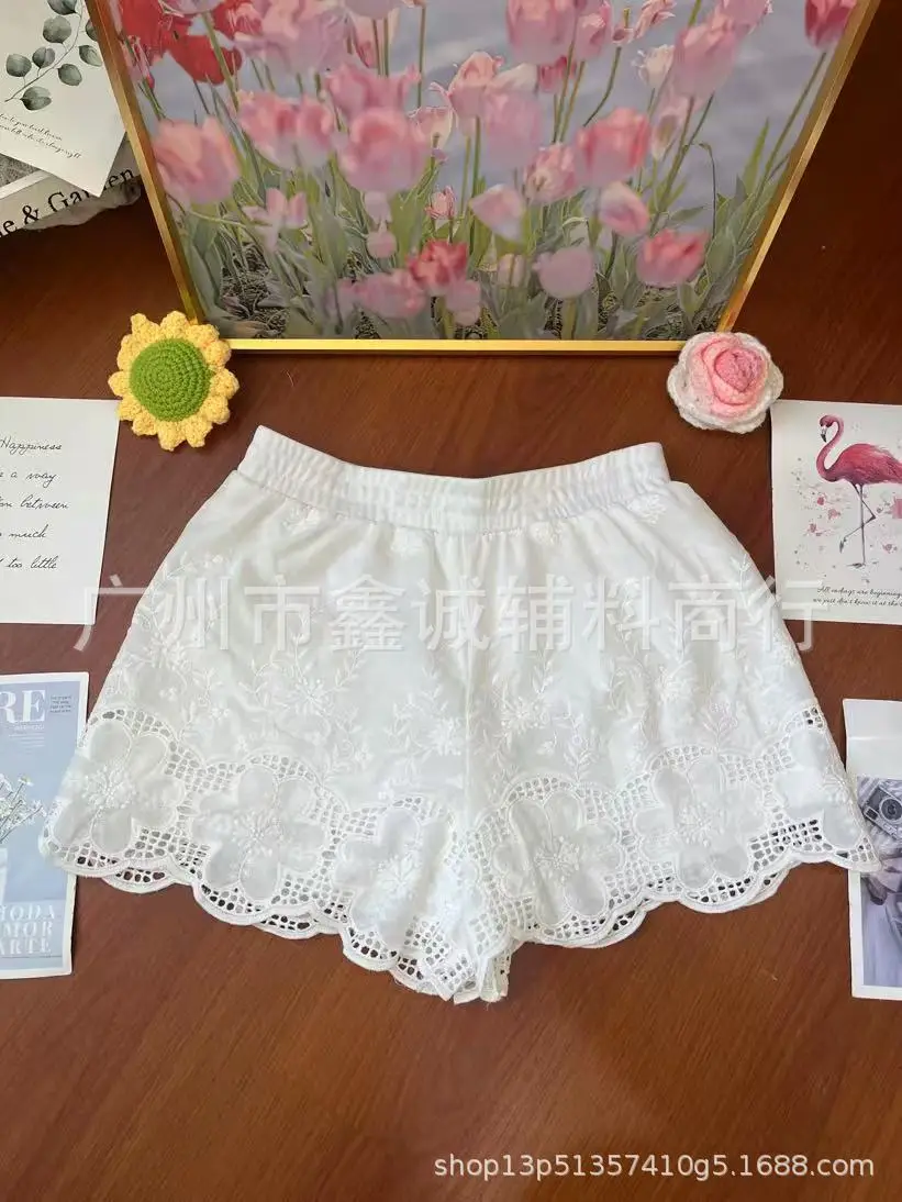 Women's White Embroidered Cotton Shorts F180 - Image 70