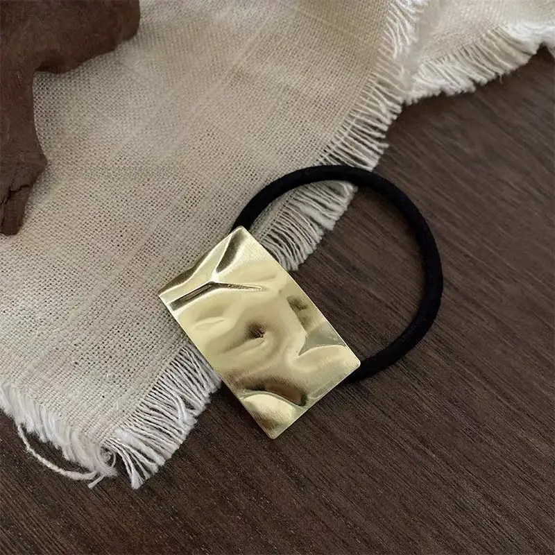 Elegant Simple Metal Hair Rope for Women - Image 3