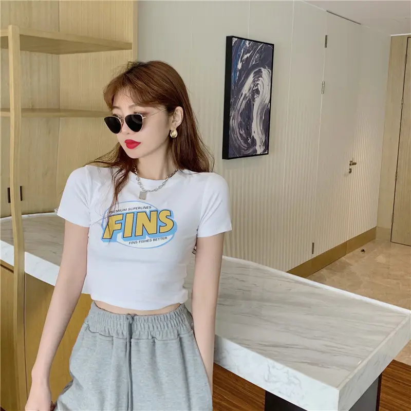 Women Printed FINS Short Crop Top Gray Pants Set — feature 4